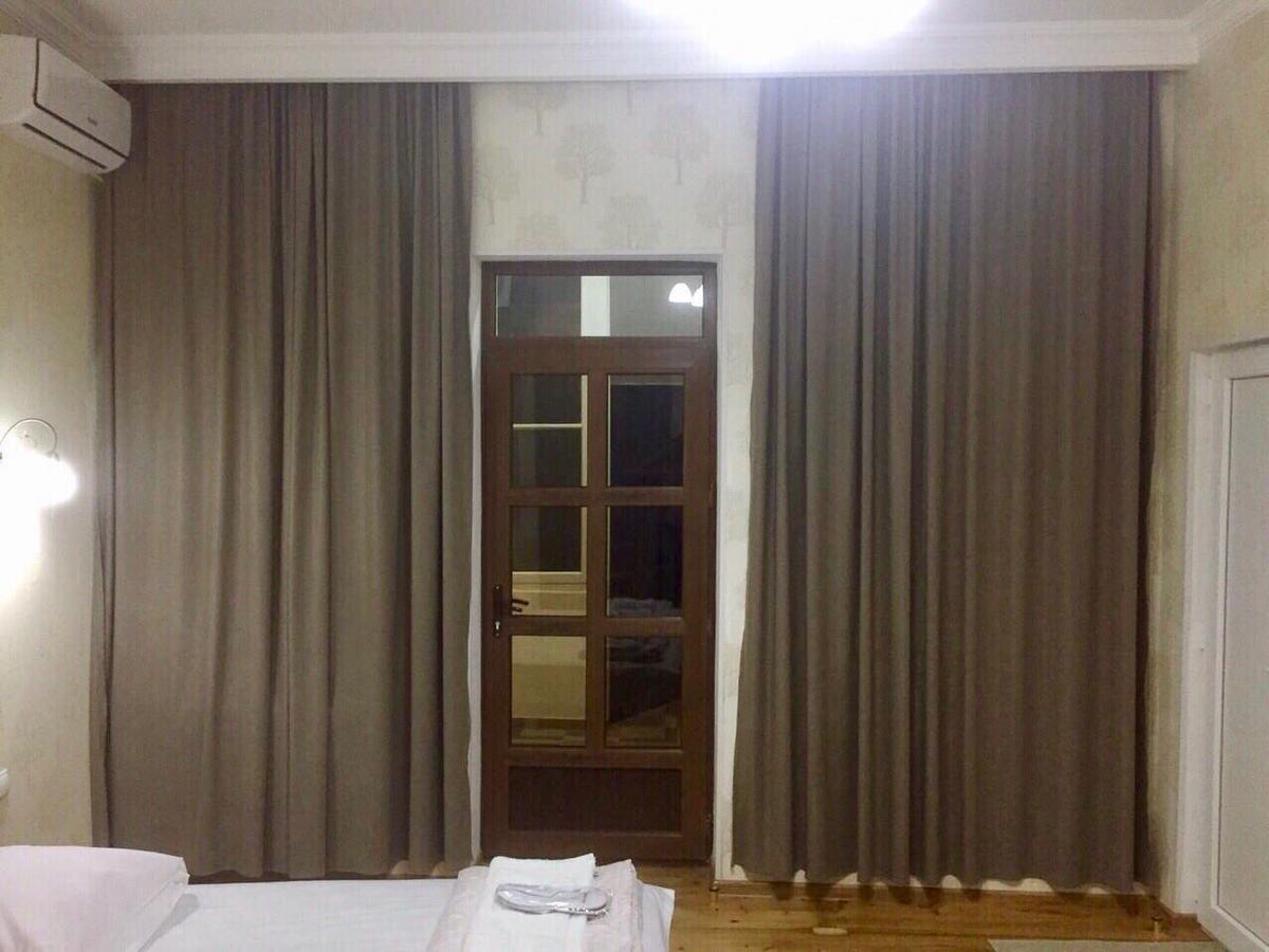 Guest House Rafael Tbilisi Eksteriør billede