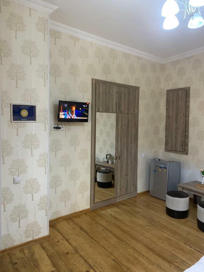 Guest House Rafael Tbilisi Eksteriør billede